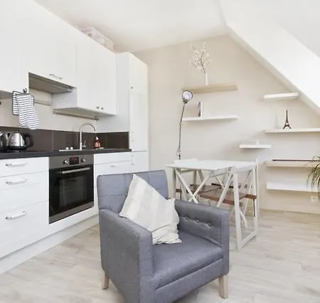 Apartment Studio Sebastopol Paris